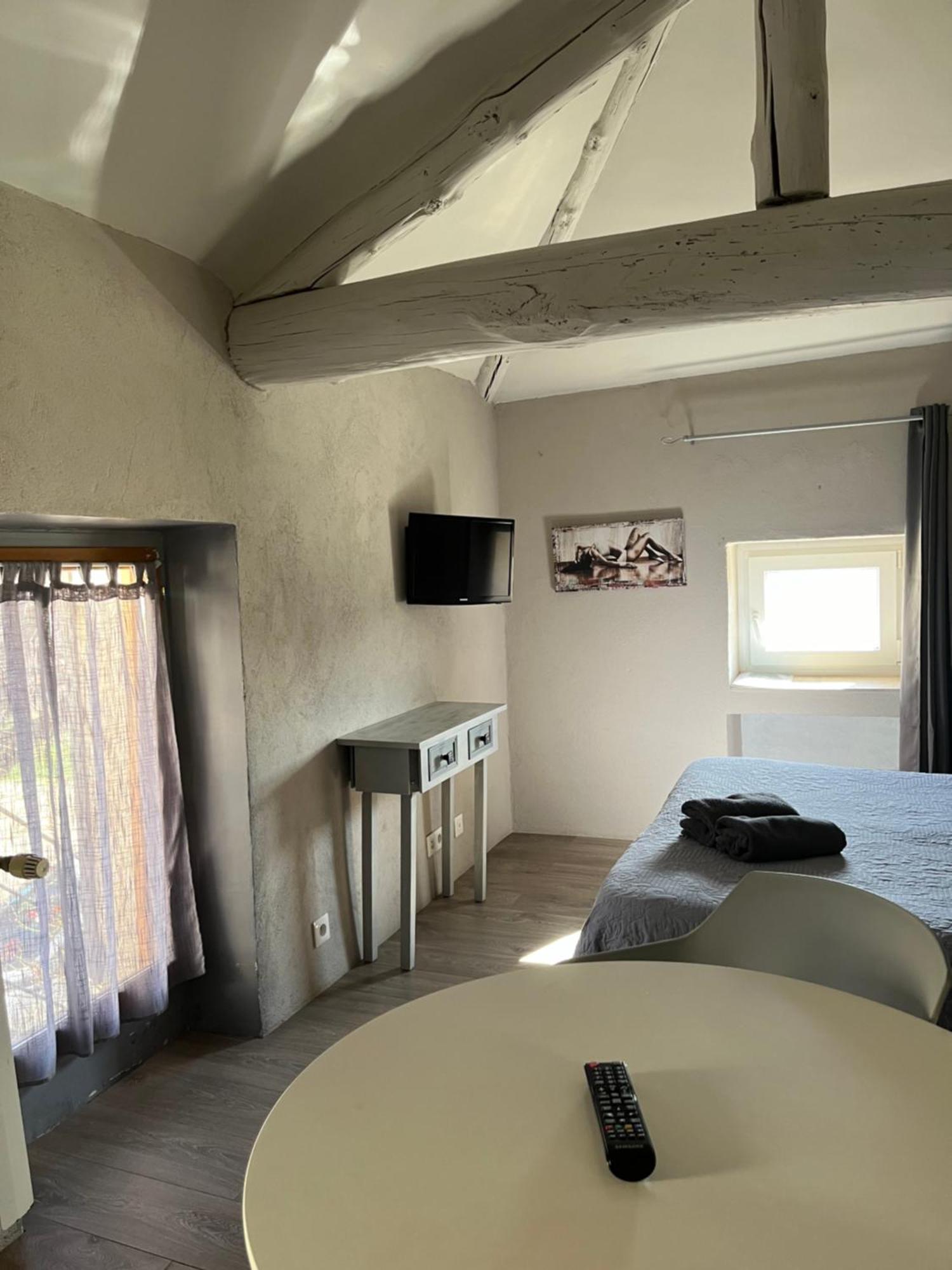 Puyvert Maison D'Hotes Bastide St Victor A 2,5 Kilometres De Lourmarin מראה חיצוני תמונה