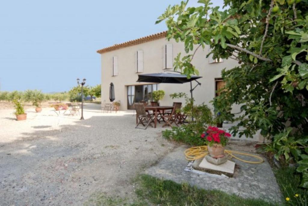 Puyvert Maison D'Hotes Bastide St Victor A 2,5 Kilometres De Lourmarin חדר תמונה